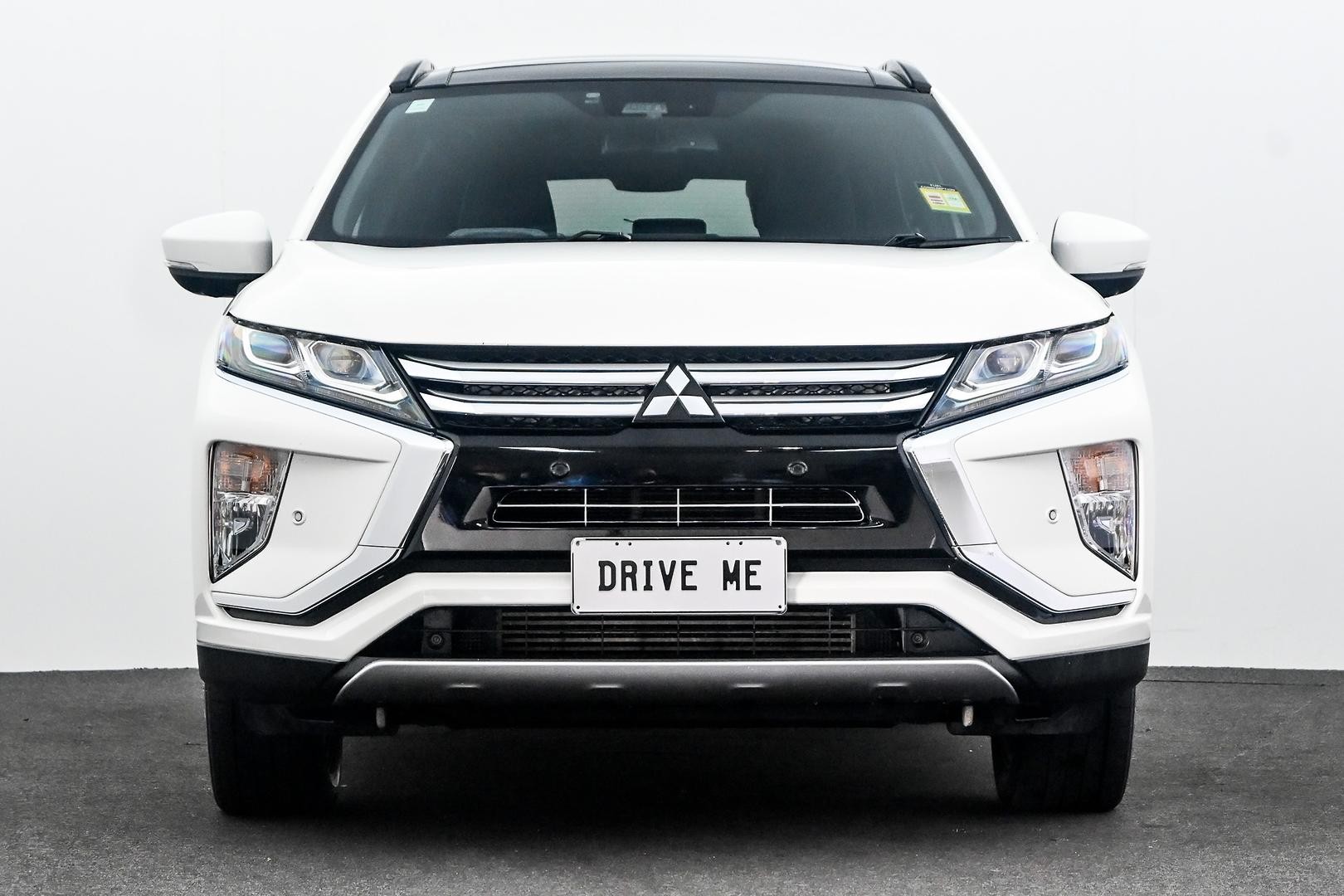 Mitsubishi Eclipse Cross image 2