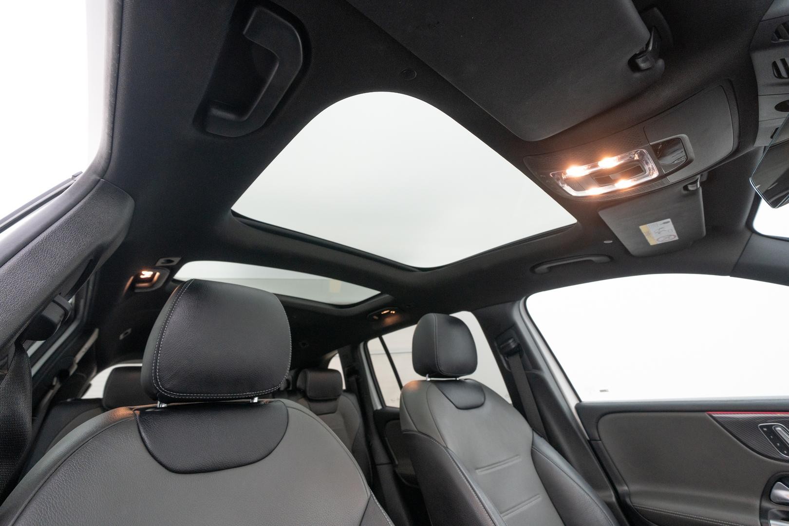 Mercedes Benz Glb-class image 4