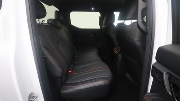 https://dvg-vehicle-assets.s3.amazonaws.com/U19446/ak28cudi0uonik06vpbtrkg3u.jpg