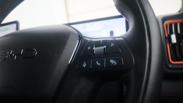 https://dvg-vehicle-assets.s3.amazonaws.com/U19446/c4ymmaqgzzj2u83sdxuvw6v9c.jpg