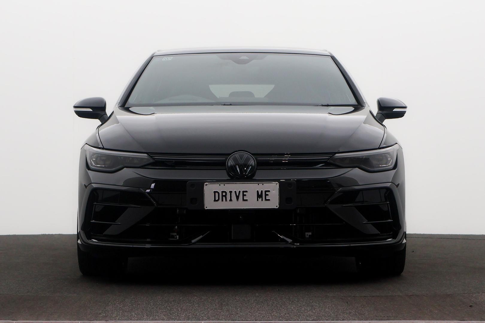 Volkswagen Golf image 2