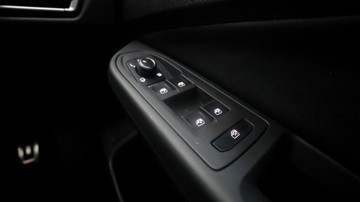 https://dvg-vehicle-assets.s3.amazonaws.com/U19449/ewwgk9f5vfrlmfdohpqym63en.jpg