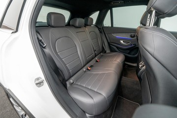 https://dvg-vehicle-assets.s3.amazonaws.com/U19456/7fg9jtkwyjnq1imv8t9vkb8yr.jpg
