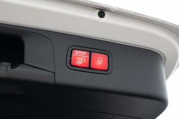 https://dvg-vehicle-assets.s3.amazonaws.com/U19456/lmk8pyvjnp2vvqi6i710prew.jpg