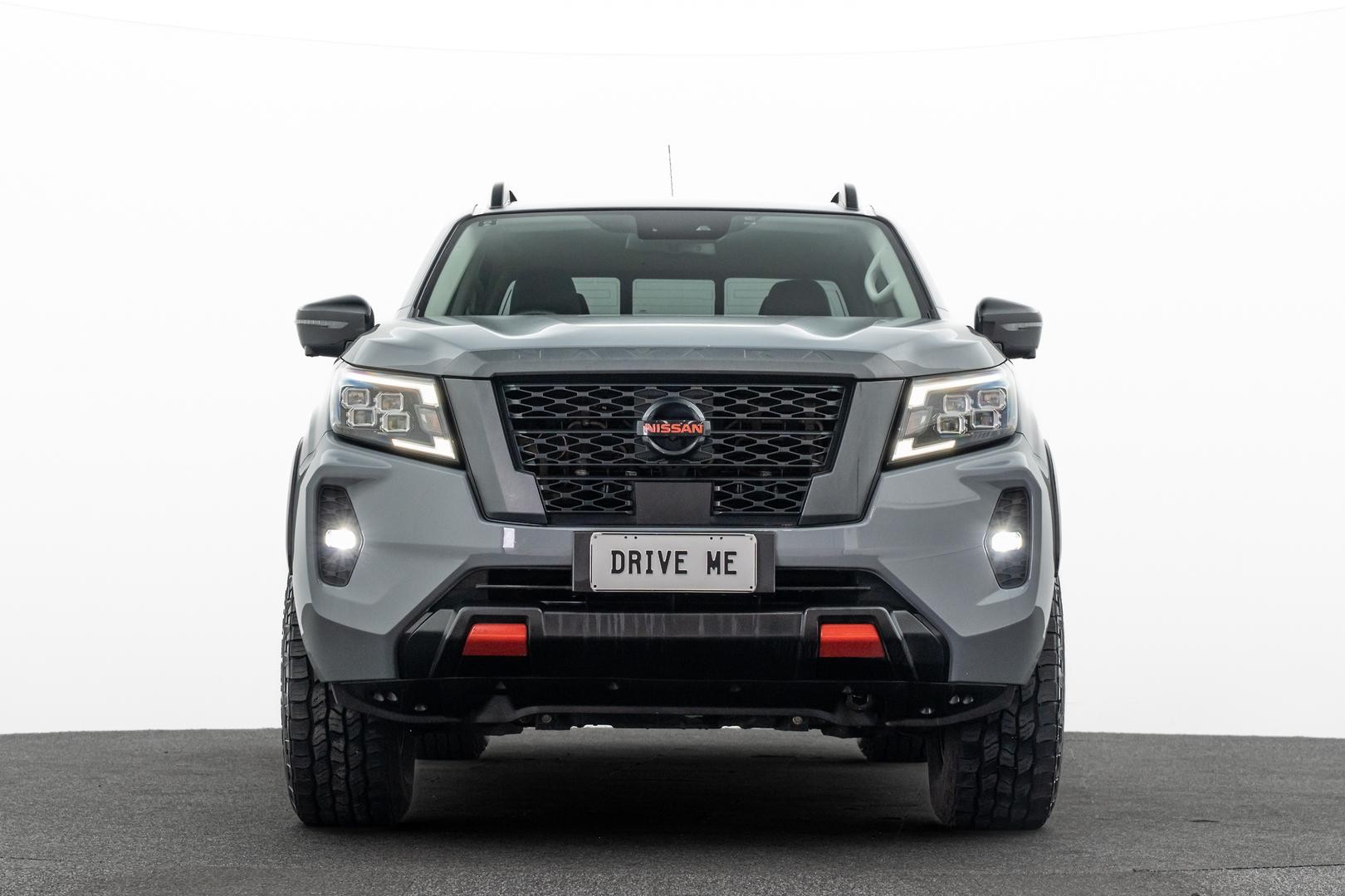 Nissan Navara image 2