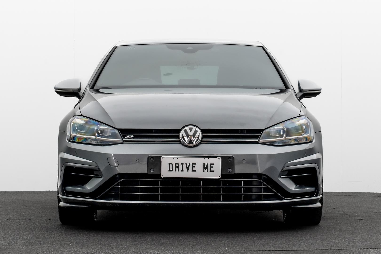 Volkswagen Golf image 2