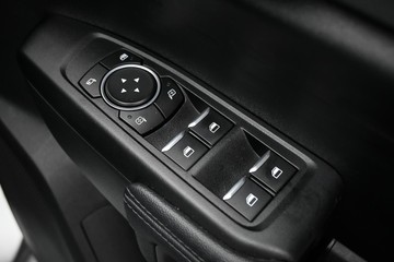 https://dvg-vehicle-assets.s3.amazonaws.com/U19507/2tljeh7aszhobcizwh3kmilzx.jpg