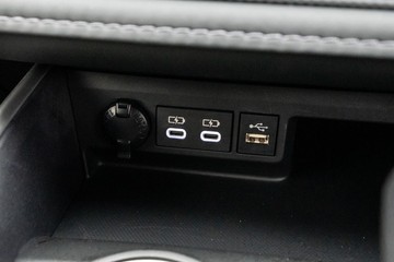 https://dvg-vehicle-assets.s3.amazonaws.com/U19514/8hm9ckcxl844vnani4s1jxfvv.jpg
