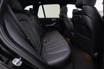 https://dvg-vehicle-assets.s3.amazonaws.com/U19542/dlpg3loa36ybu7bctxmr2izn5.jpg