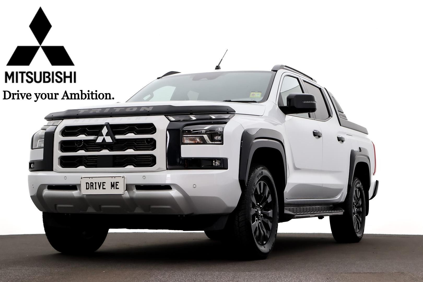 Mitsubishi Triton image 1