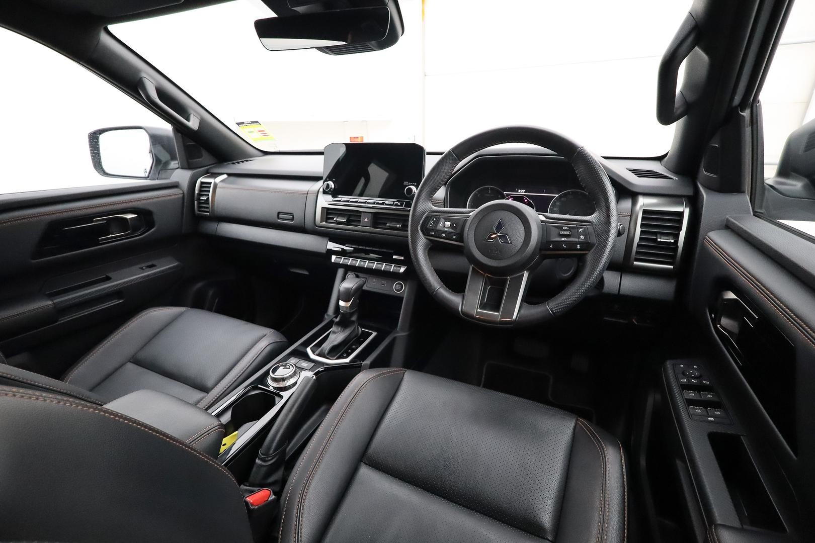 Mitsubishi Triton image 4