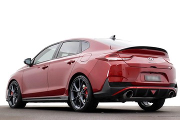 https://dvg-vehicle-assets.s3.amazonaws.com/U19567/1rvodmr6ts9118x0je2sceqov.jpg