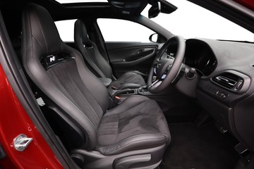 https://dvg-vehicle-assets.s3.amazonaws.com/U19567/6rb5t8ixg9q6ih128nw0xb542.jpg