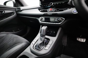 https://dvg-vehicle-assets.s3.amazonaws.com/U19567/ctn0xb4g0g5skiat1gigkbibq.jpg