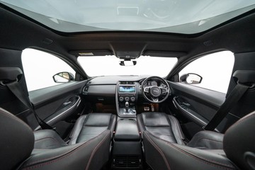 https://dvg-vehicle-assets.s3.amazonaws.com/U19568/1upurktd0r8n8qm72zyc0baxr.jpg