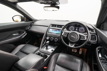 https://dvg-vehicle-assets.s3.amazonaws.com/U19568/7mdtdnb9cnq76q2y7yfh5lmzd.jpg