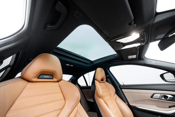 https://dvg-vehicle-assets.s3.amazonaws.com/U19570/4u7grxofvubtxpnuspj7ejehk.jpg