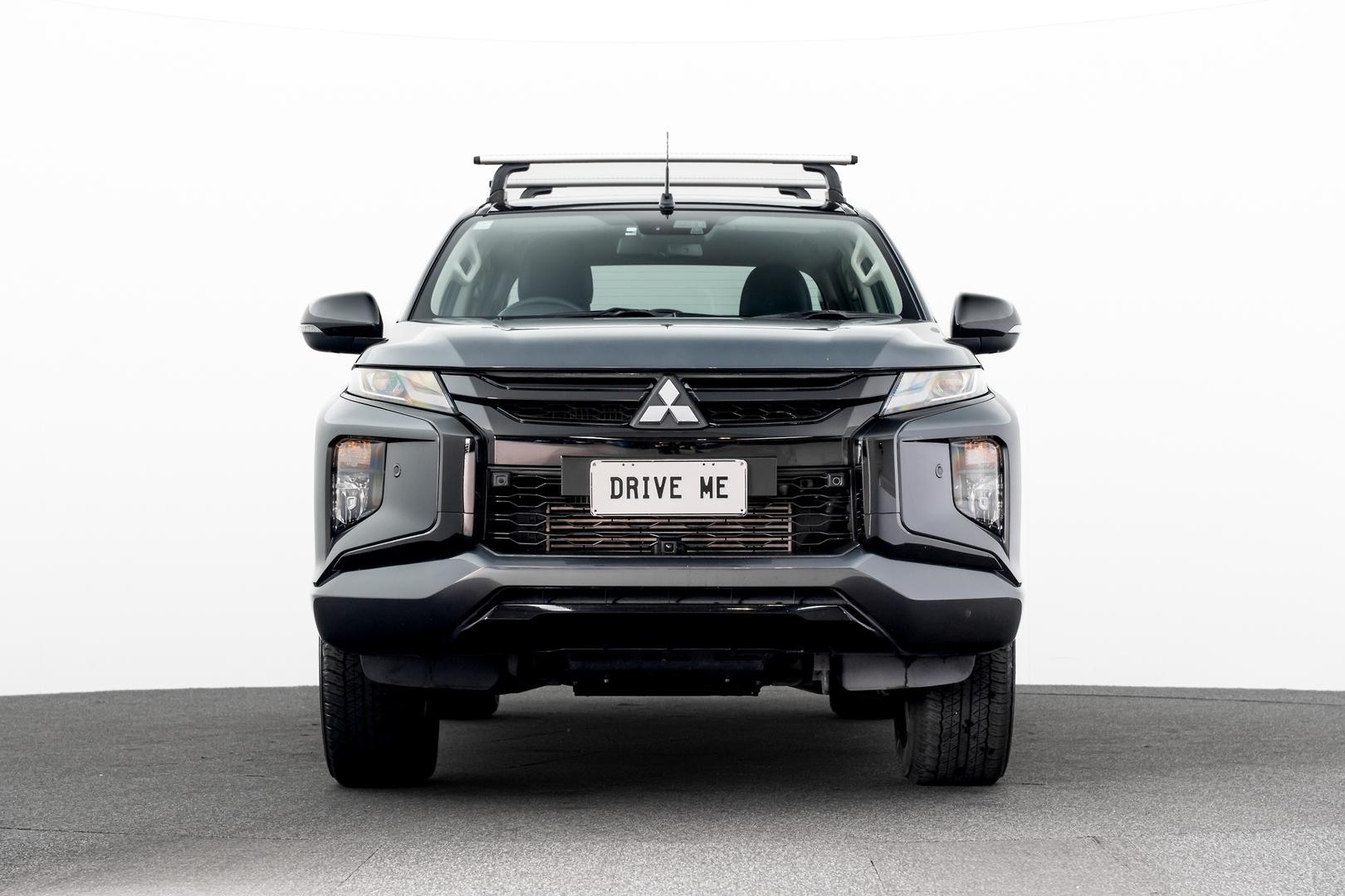 Mitsubishi Triton image 2