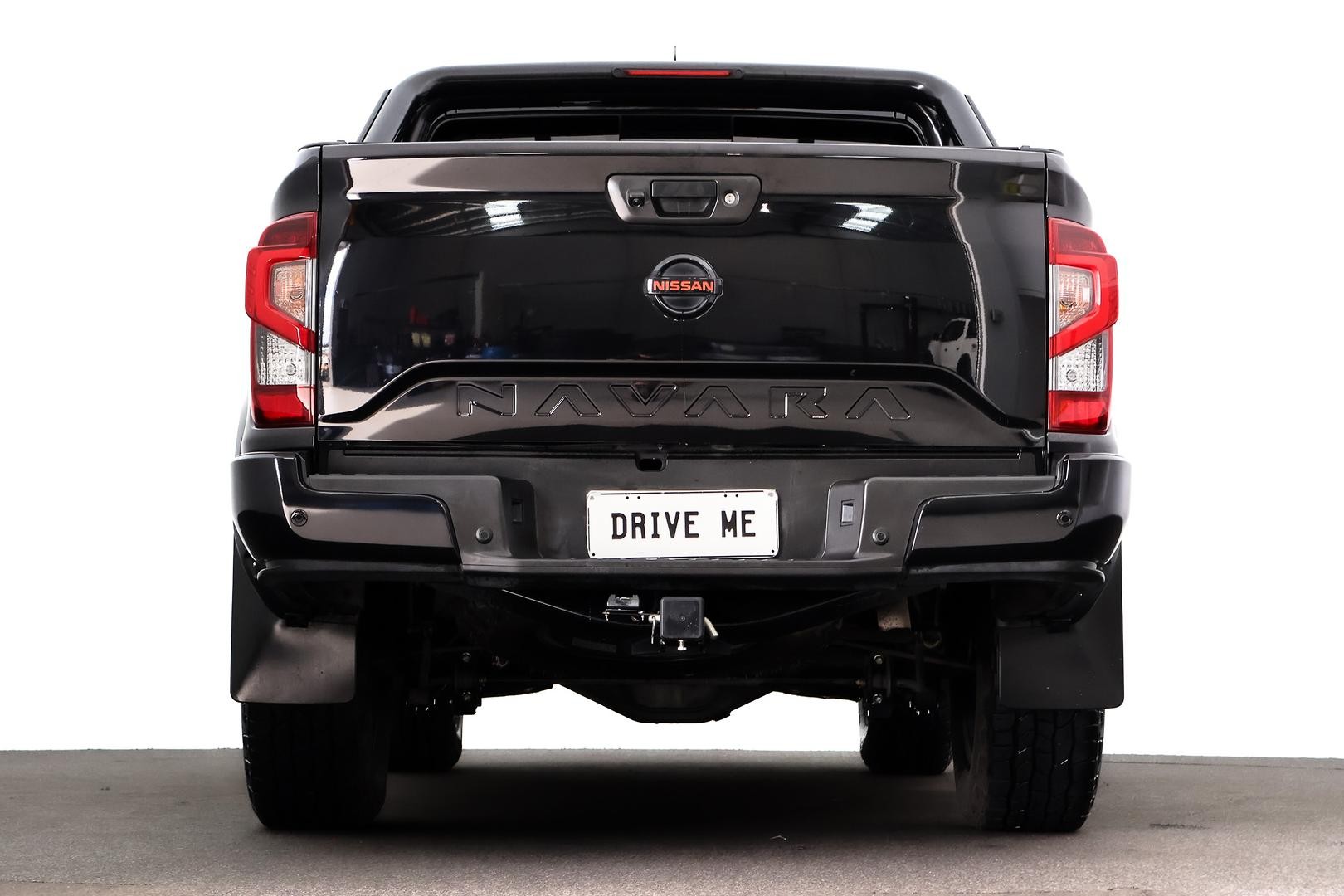 Nissan Navara image 2