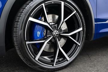 https://dvg-vehicle-assets.s3.amazonaws.com/U19577/1be1hf67b5v3wtd25h5wf2nzs.jpg