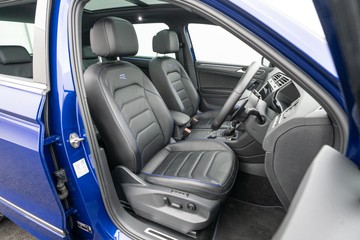 https://dvg-vehicle-assets.s3.amazonaws.com/U19577/ayxfg8swrgw8illve9b517t93.jpg