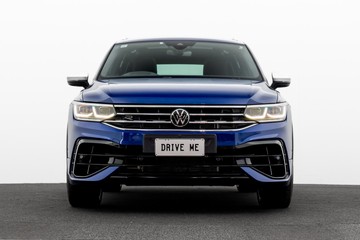 https://dvg-vehicle-assets.s3.amazonaws.com/U19577/cfeo65lix5e5s21qnlc5tgprz.jpg