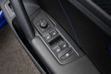 https://dvg-vehicle-assets.s3.amazonaws.com/U19577/v76f3apbqnsy6g5arjpsrch7.jpg