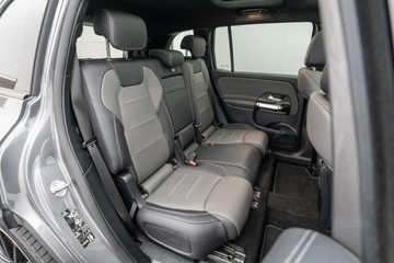 https://dvg-vehicle-assets.s3.amazonaws.com/U19585/2dyc8u1xuc1vfi9jbwpitwkwo.jpg