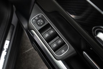 https://dvg-vehicle-assets.s3.amazonaws.com/U19585/5pef27cltobq0pechisiatspu.jpg