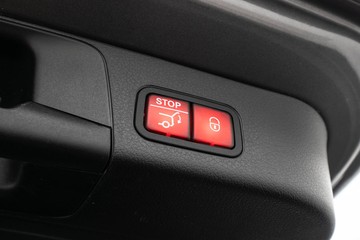 https://dvg-vehicle-assets.s3.amazonaws.com/U19585/8vu0aa2hm6trdrg9c4pjz6bj0.jpg