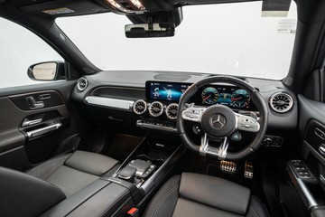 https://dvg-vehicle-assets.s3.amazonaws.com/U19585/ecsmt3pzsp8ijfnhbygjtz3zn.jpg