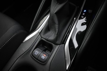 https://dvg-vehicle-assets.s3.amazonaws.com/U19594/es2pq1frggae3gfd89i35fw3y.jpg