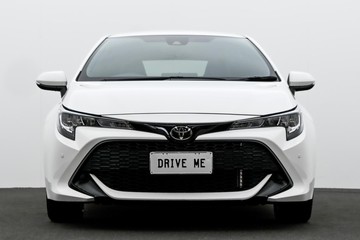 https://dvg-vehicle-assets.s3.amazonaws.com/U19594/gsltndwn54szmxx4jxrmkm8r.jpg
