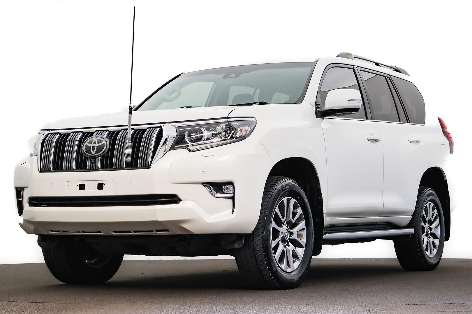Toyota Landcruiser Prado image 1