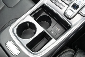 https://dvg-vehicle-assets.s3.amazonaws.com/U19598/55mgawt0ahjshwqbo0cwft3la.jpg