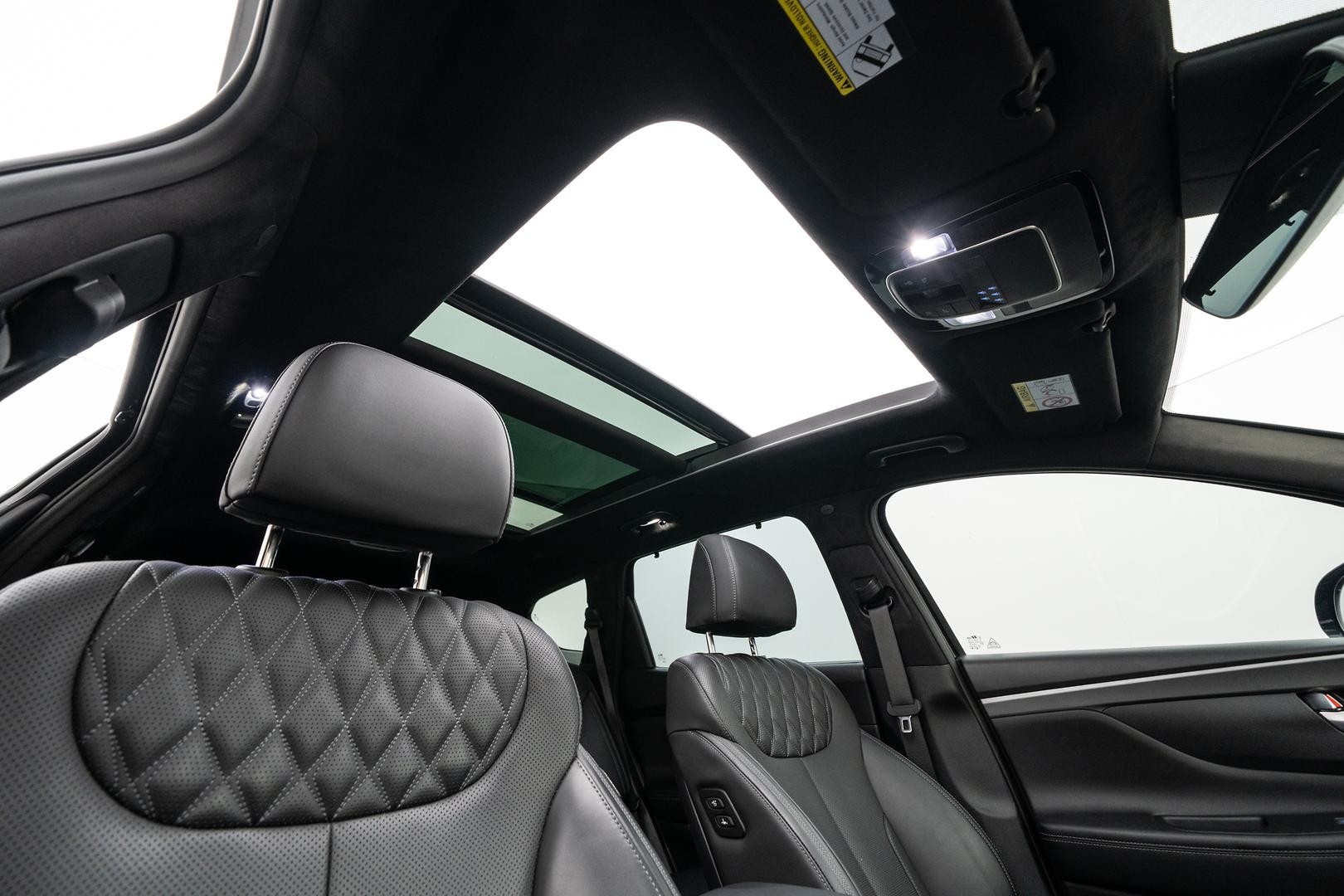 Hyundai Santa Fe image 4