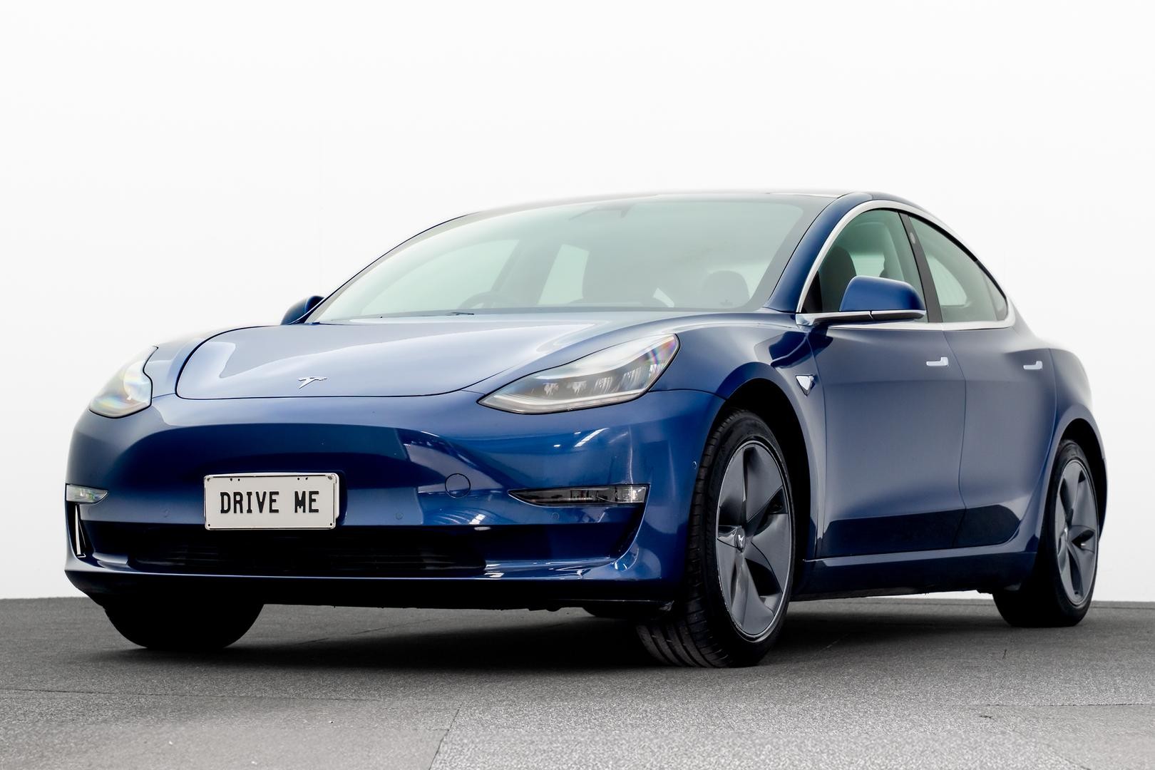 Tesla Model 3 image 1
