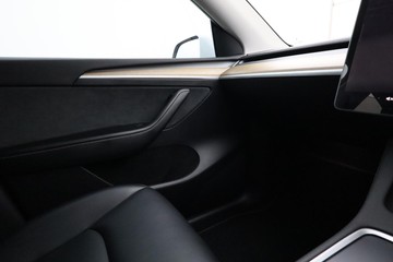 https://dvg-vehicle-assets.s3.amazonaws.com/U19605/592waij3mpiwwh4coertckuz9.jpg