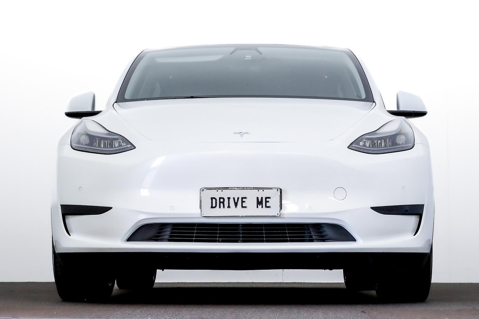 Tesla Model Y image 2