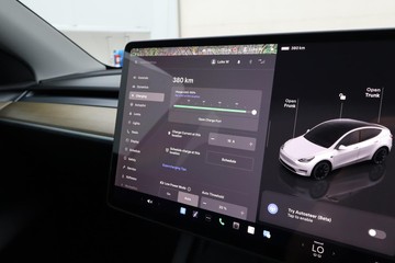 https://dvg-vehicle-assets.s3.amazonaws.com/U19605/9rgbazk8nv8eni36rar5kj7e8.jpg