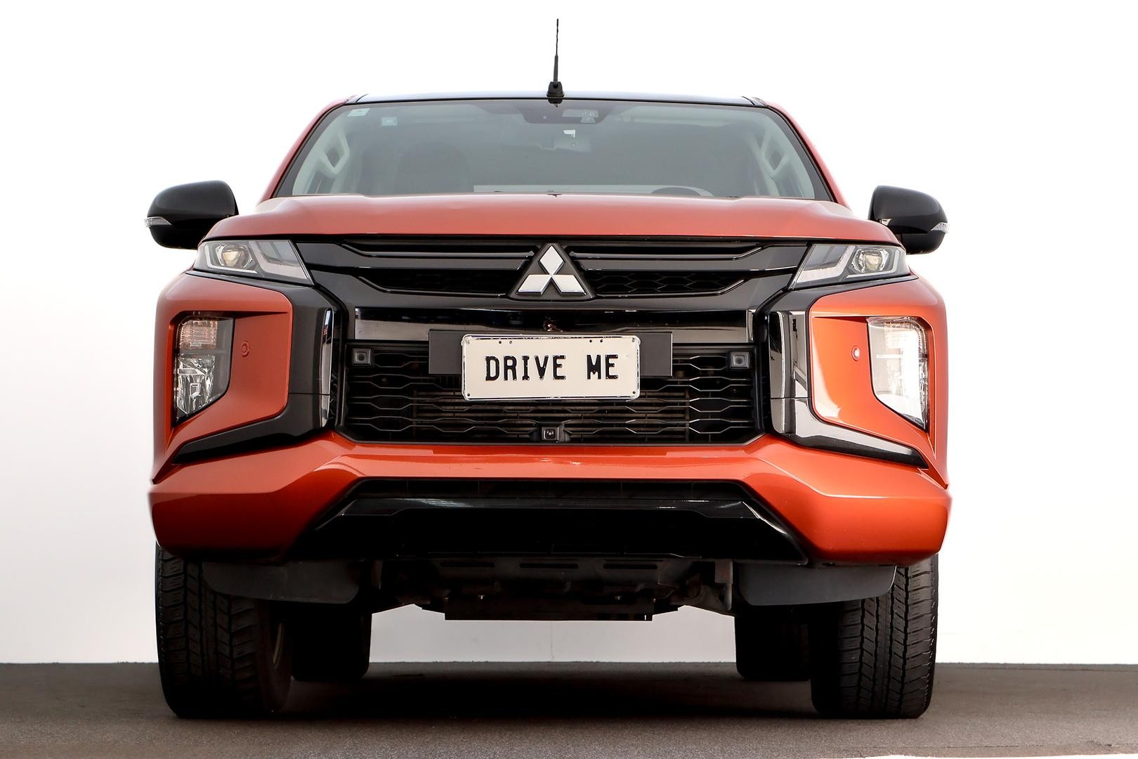 Mitsubishi Triton image 2
