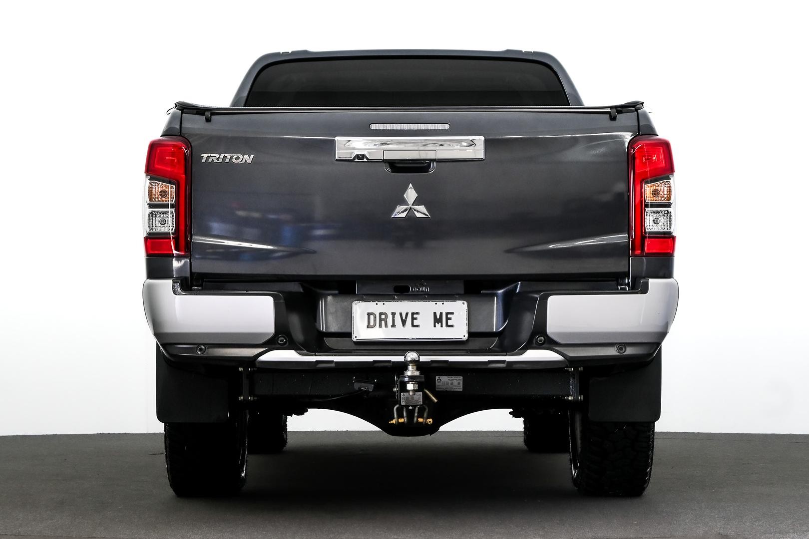 Mitsubishi Triton image 3