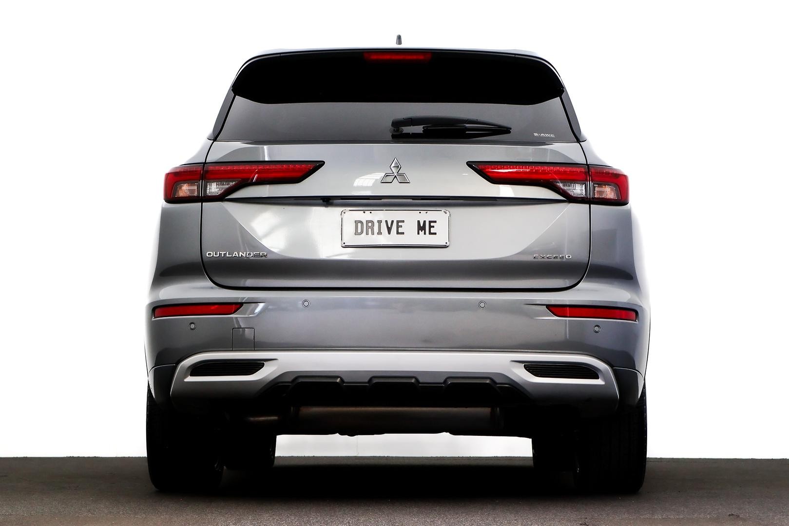 Mitsubishi Outlander image 3