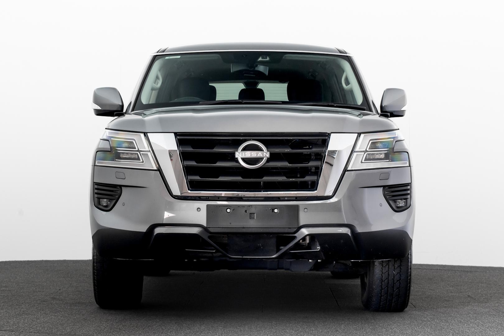 Nissan Patrol image 2