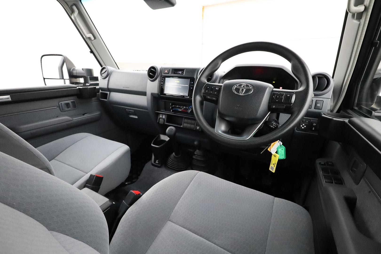 Toyota Landcruiser image 4