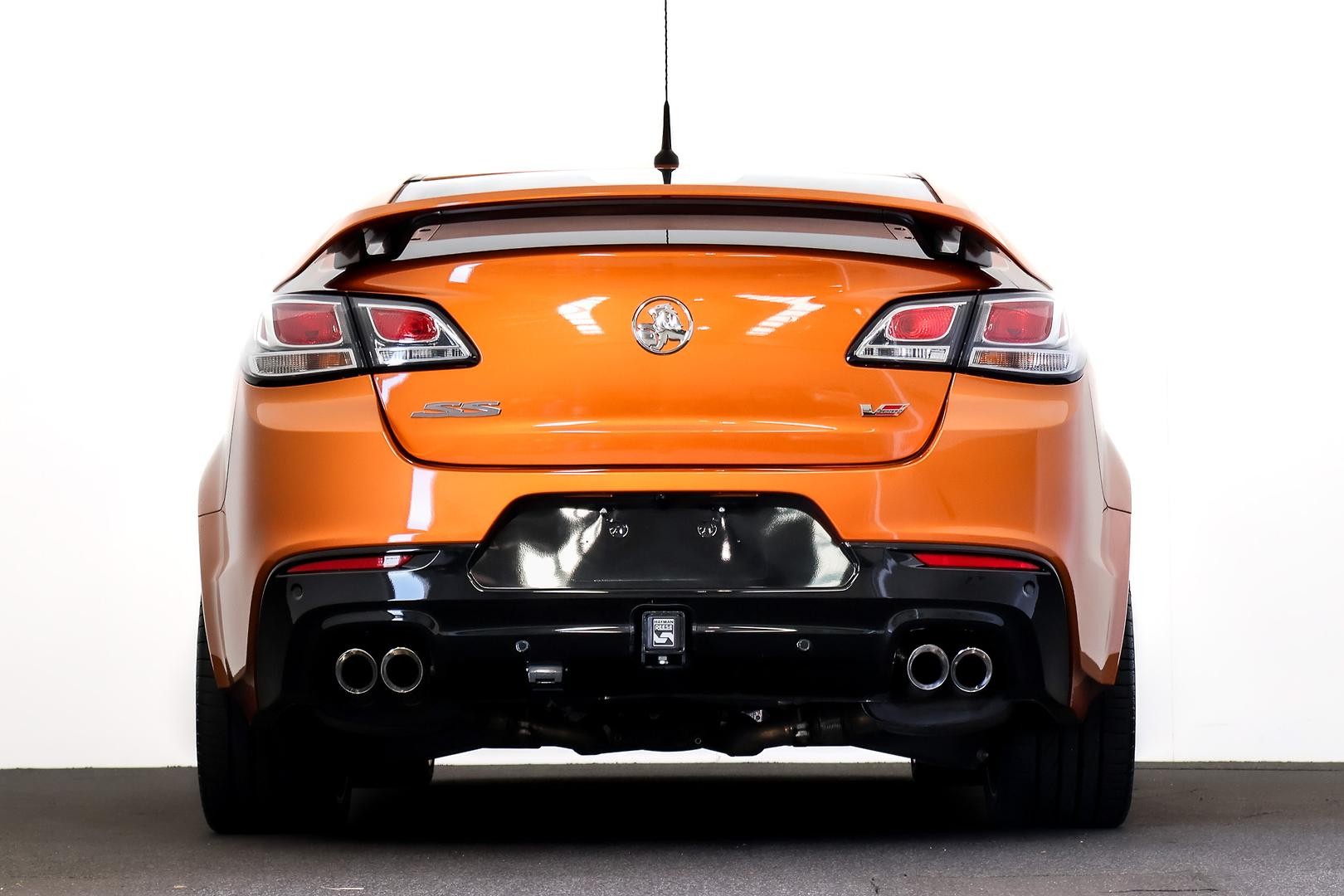 Holden Commodore image 3