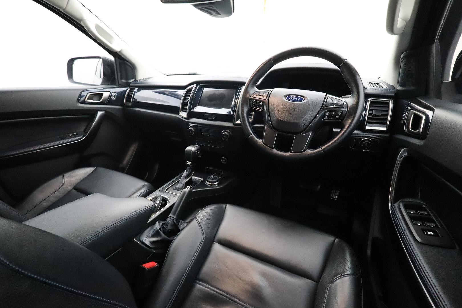 Ford Everest image 4