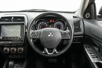 https://dvg-vehicle-assets.s3.amazonaws.com/U19693/15bxgthjo5vq5hm2d4rjo1ixd.jpg