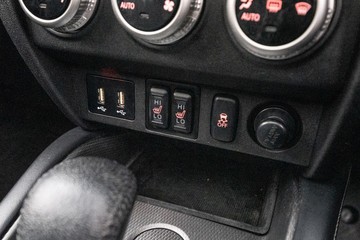 https://dvg-vehicle-assets.s3.amazonaws.com/U19693/2j19w3ag6ur90frexh77k0shi.jpg