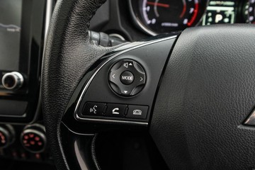 https://dvg-vehicle-assets.s3.amazonaws.com/U19693/3ieol8gj1ivb2f8f69aviy22s.jpg